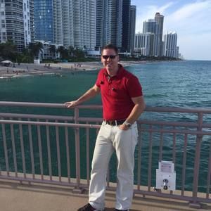 Meet your Posher, Tom